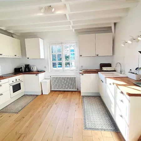 Bellevue - Anglo-norman Seafront House Ouistreham