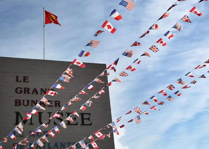 Bellevue - Anglo-norman Seafront House *