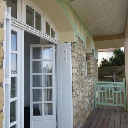Villa Facing And Sea In Normandy Ouistreham
