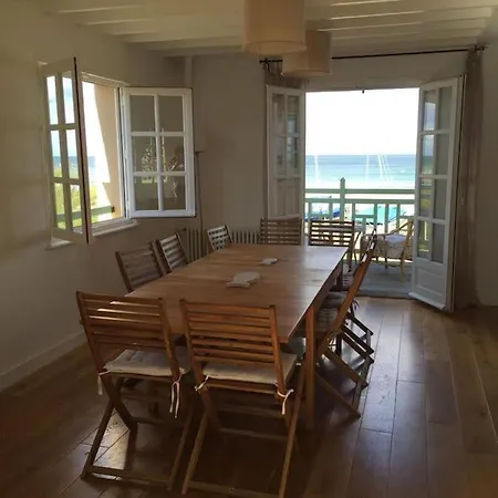Villa Facing And Sea In Normandy