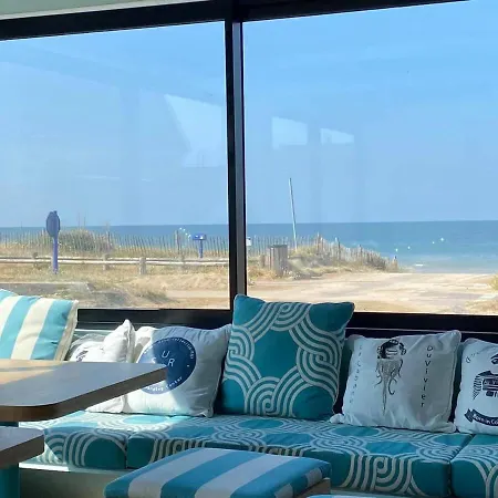 Bellevue - Anglo-norman Seafront House Villa