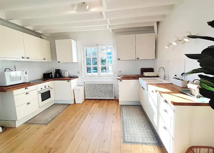 Bellevue - Anglo-norman Seafront House Ouistreham